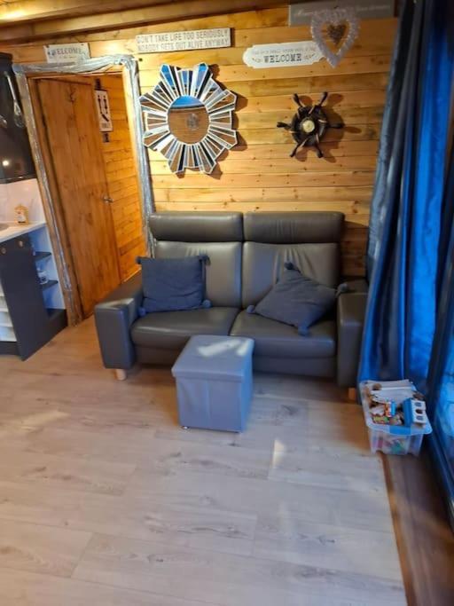 Cosy Cornish Cabin St Austell Exterior foto